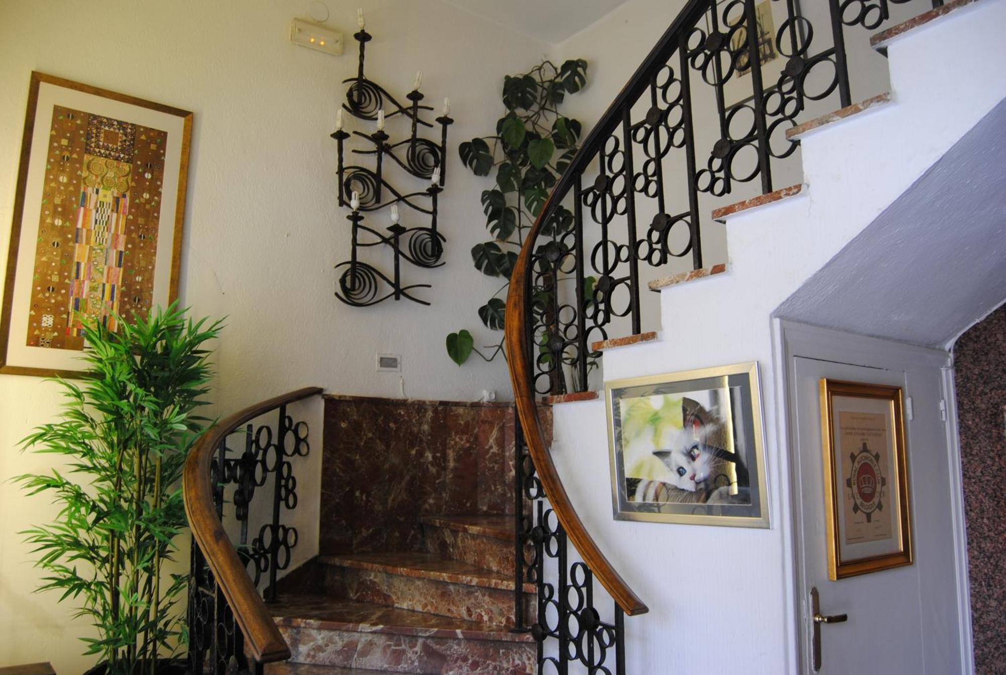 Hotel Pedro Torres Cuenca  Luaran gambar