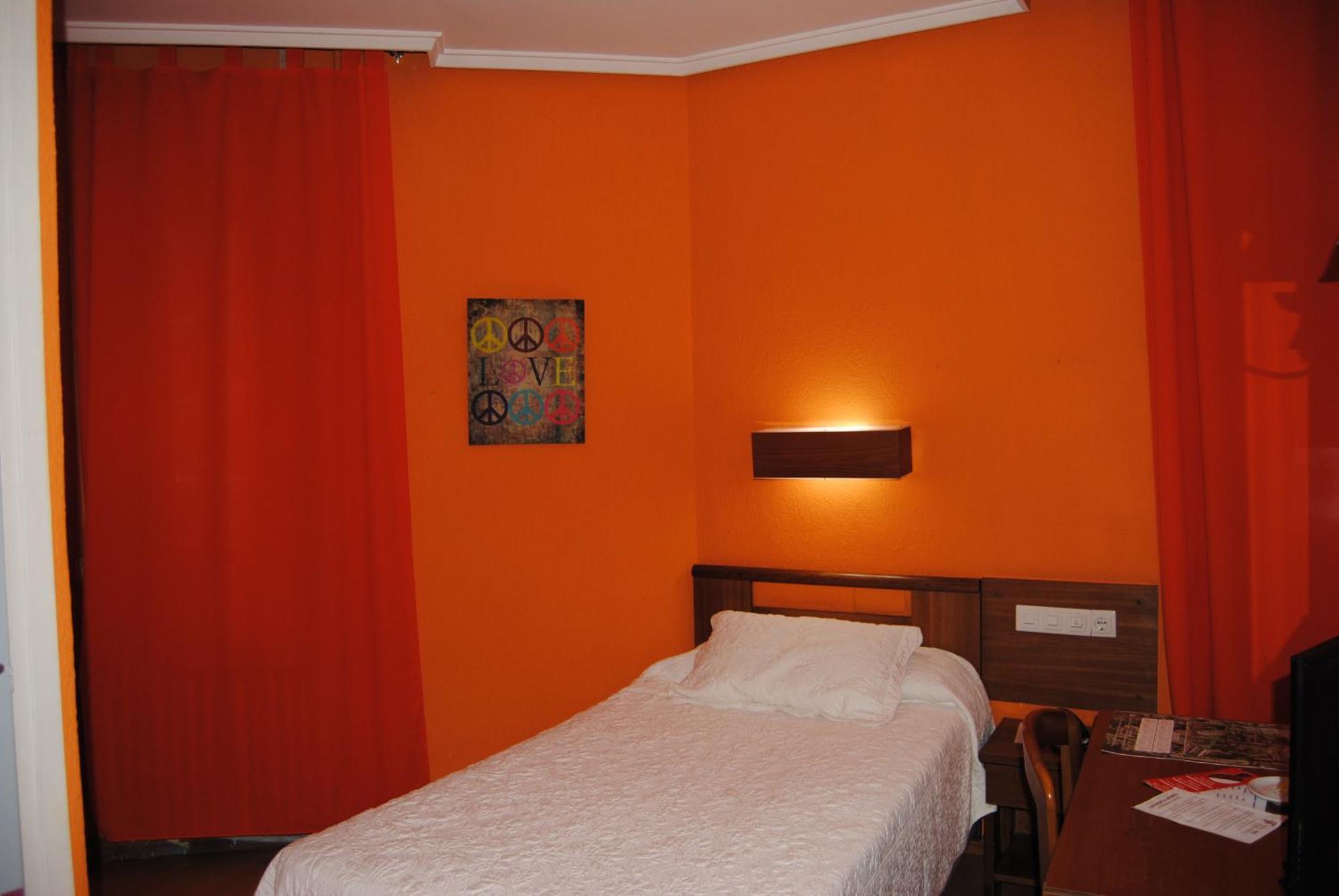 Hotel Pedro Torres Cuenca  Bilik gambar