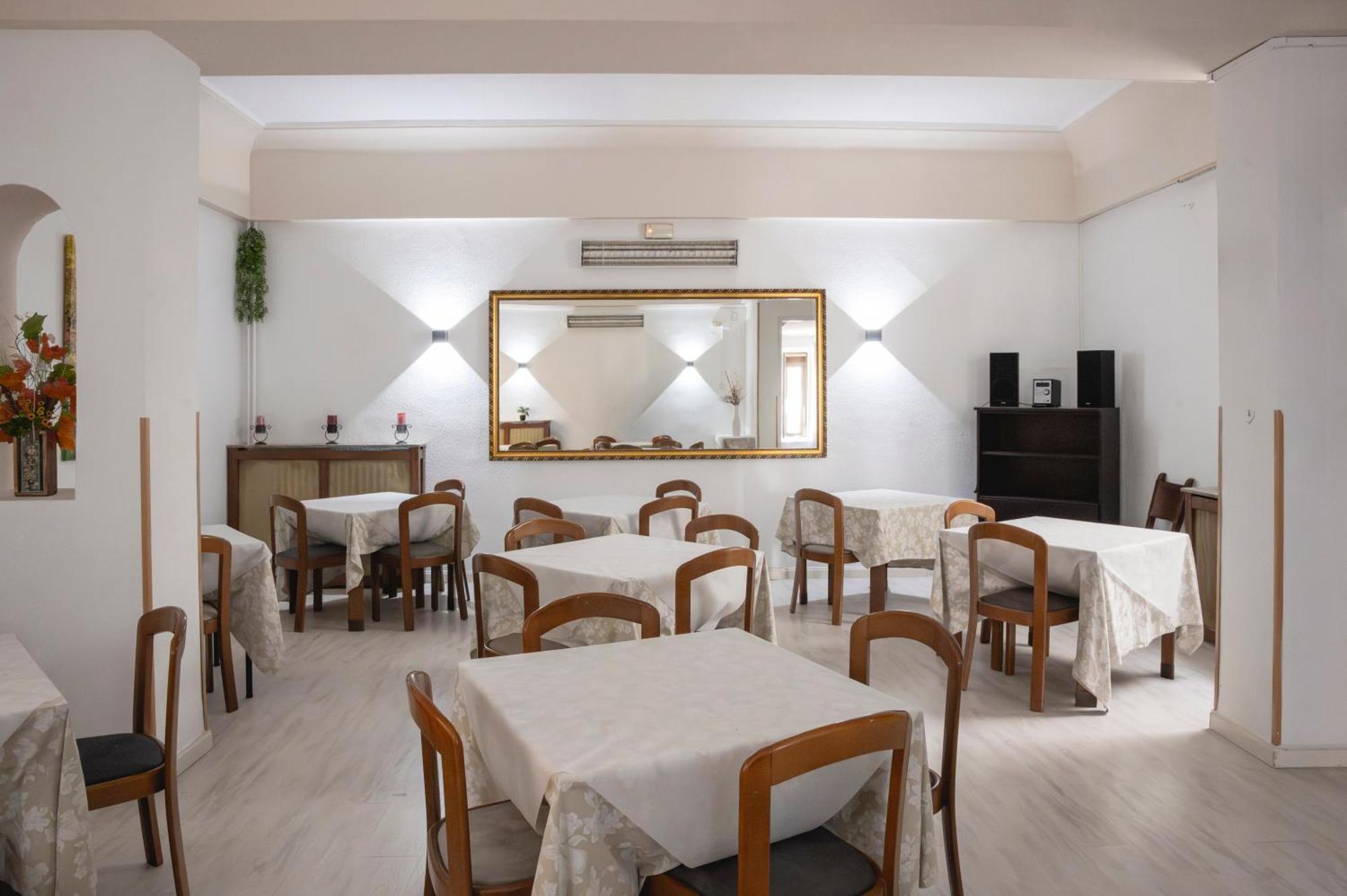 Hotel Pedro Torres Cuenca  Luaran gambar