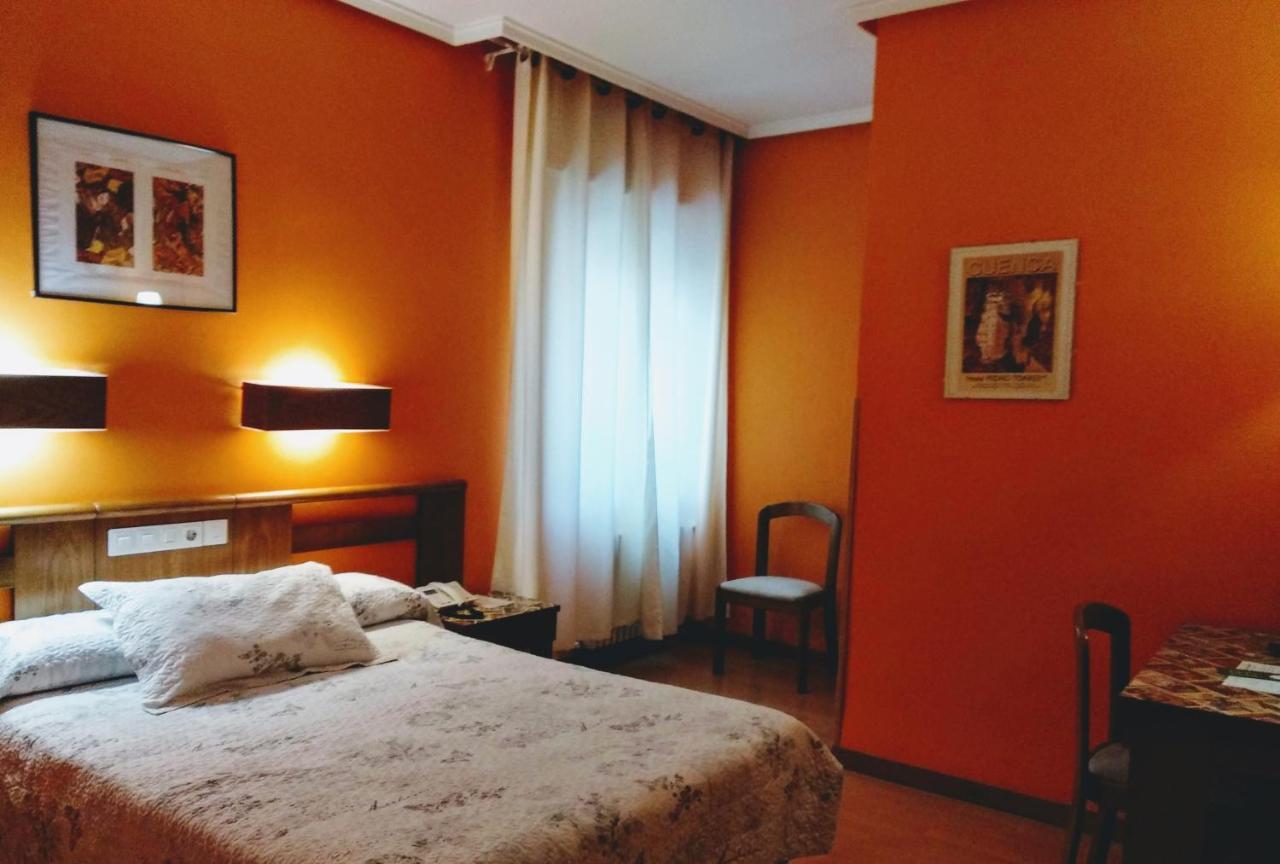 Hotel Pedro Torres Cuenca  Luaran gambar